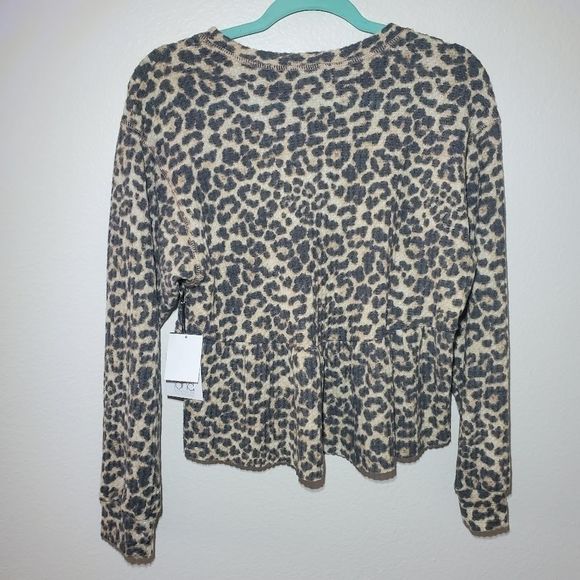 LA LA land cheetah print peplum top small - Picture 6 of 9